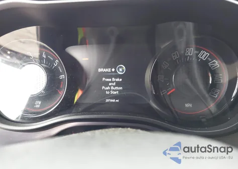 2017 Dodge Challenger Sxt z USA, uszkodzony, nr VIN 2C3CDZAG1HH652011